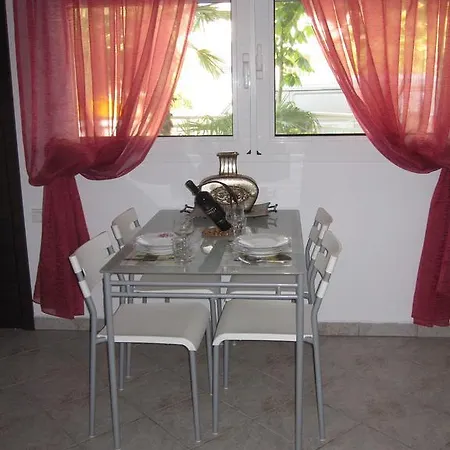 Apartment Socrates